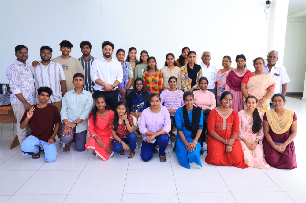 Leverage Careers students group photo